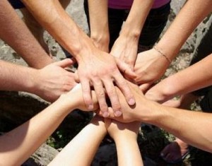 mani_volontariato