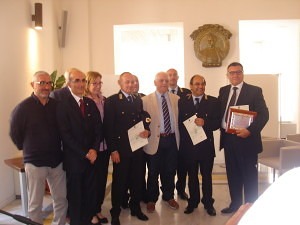 Foto 1 Encomi
