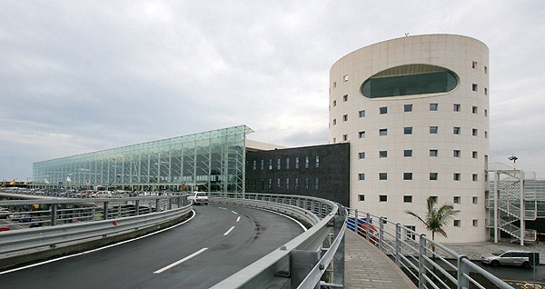 AEROPORTI: BONO, IL DECLASSAMENTO ACCELERA IL DECLINO