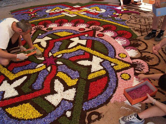 PER LA FESTA DELL’INFIORATA “RISCOPRIAMO ENERGIE TERRITORIALI EMERGENTI”
