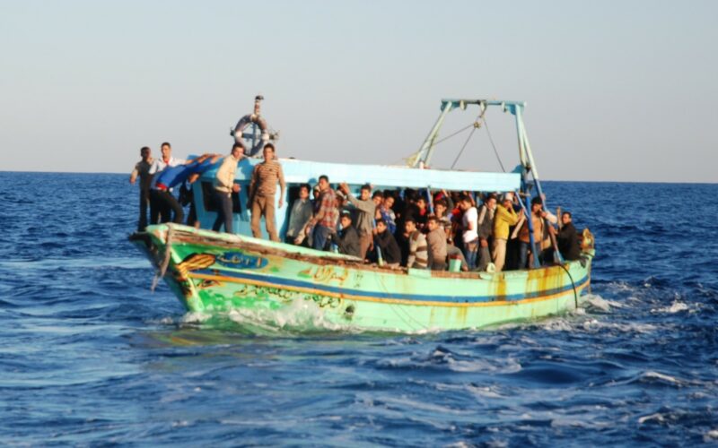 PACHINO – 70 EGIZIANI SBARCATI SULLA SPIAGGIA DI ELORO, AL LIDO DI NOTO