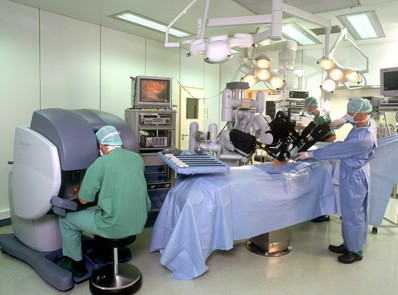SIRACUSA: CHIRURGIA ROBOTICA MININVASIVA PRESTO PER I CITTADINI