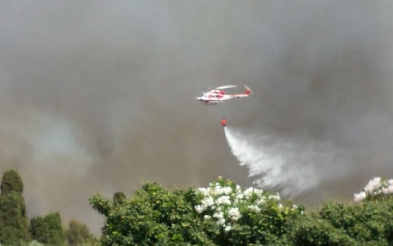 Siracusa, Isola: grosso incendio distrugge parte del litorale