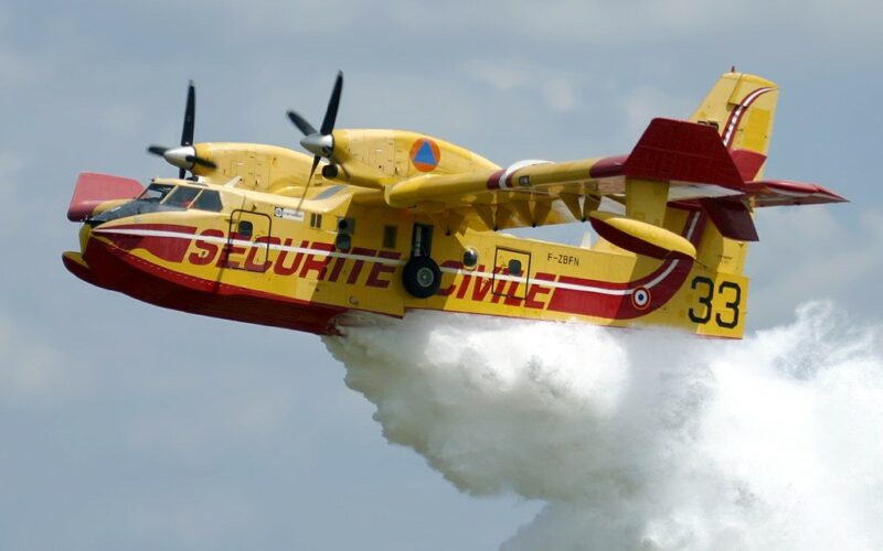 SIRACUSA, INCENDIO, ALLERTA PER DEPOSITO MUNIZIONI