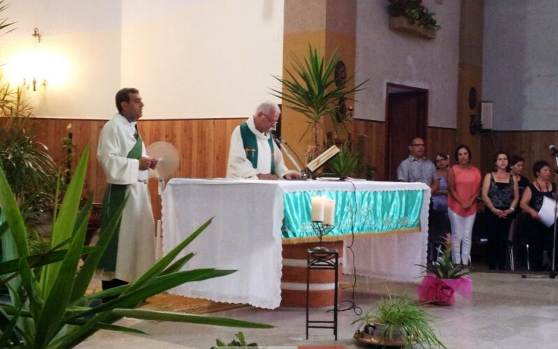 Cassibile – Omelia 18 agosto 2013, Padre Arnone: “Ognuno porti il suo mattone”