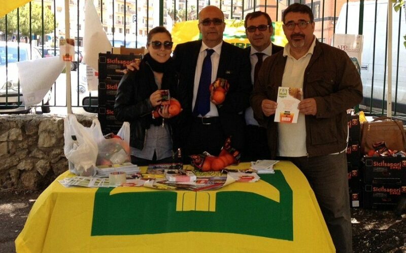 Mobilitazione Coldiretti Siracusa, “Adesso andiamo al succo”