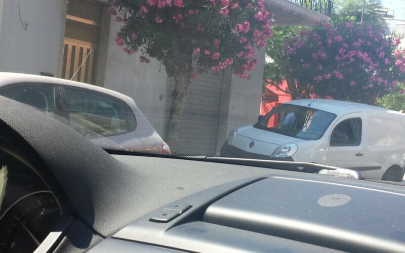 Via Nazionale a Cassibile, la domenica è situazione insostenibile