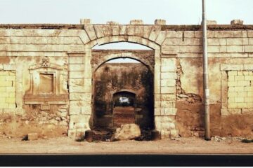 …il paese della pace, che oggi viene abbandonato…