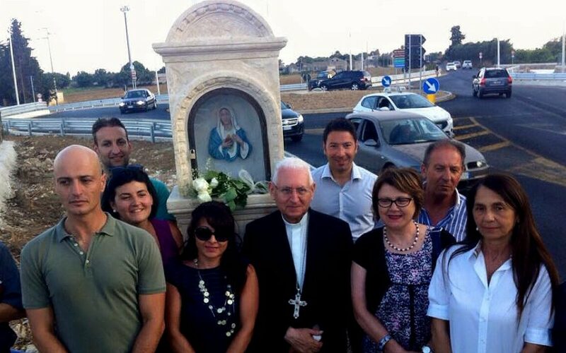 La Madonnina di via Lido Sacramento ritorna a “casa”