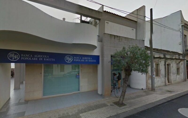 Rapina a Cassibile, alla banca agricola popolare di Ragusa