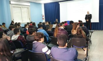 Bullismo e Cyberbullismo, i Carabinieri ne hanno parlato con gli studenti di Cassibile
