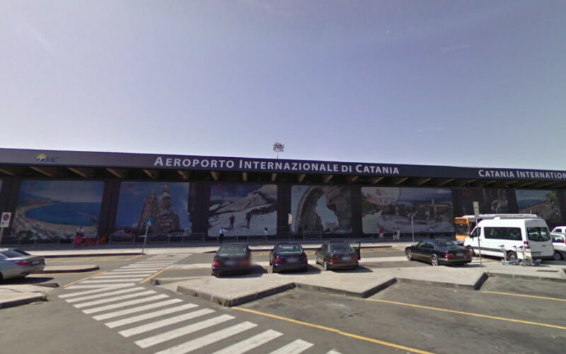 Etna, ritorno alla normalità all’aeroporto di Catania