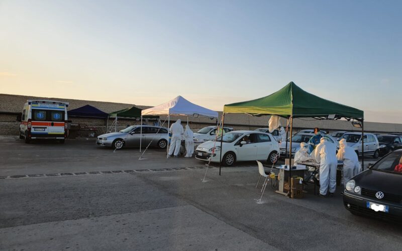 Coronavirus, drive-in e punti di controllo per quanti rientrano in Sicilia