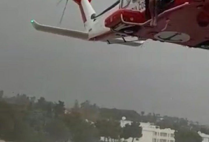 Mare agitato, soccorso bagnante a Fontane Bianche