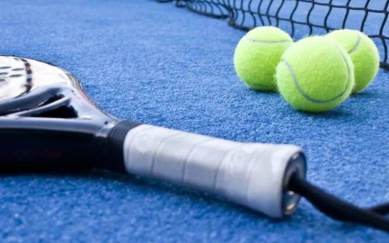 Droga nella pallina da padel, sequestrati crack e cocaina