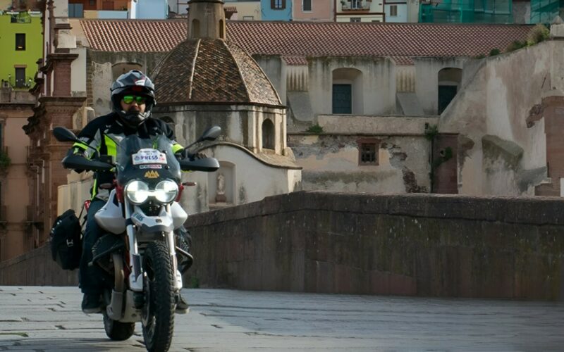 Esplorando la Sicilia in moto, viaggio “Wonder Italy” tra Borghi più Belli