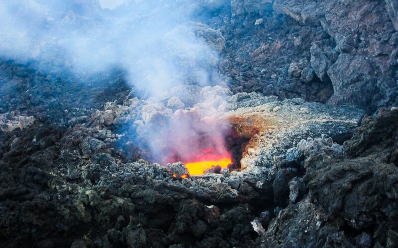 Progetto sulle eruzioni storiche dell’Etna presentato ad Acireale
