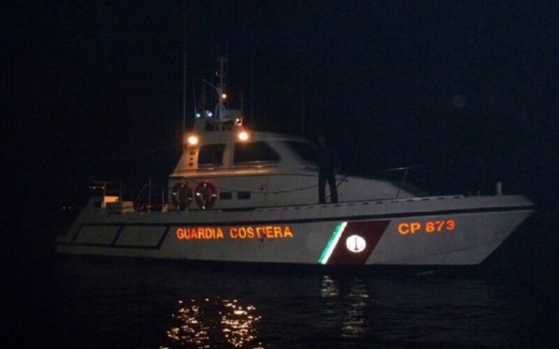 Naufragio al largo Lampedusa: continuano ricerche per 20 dispersi