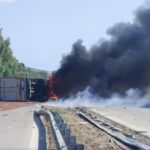 Gibellina, camion si ribalta sulla A29 e prende fuoco