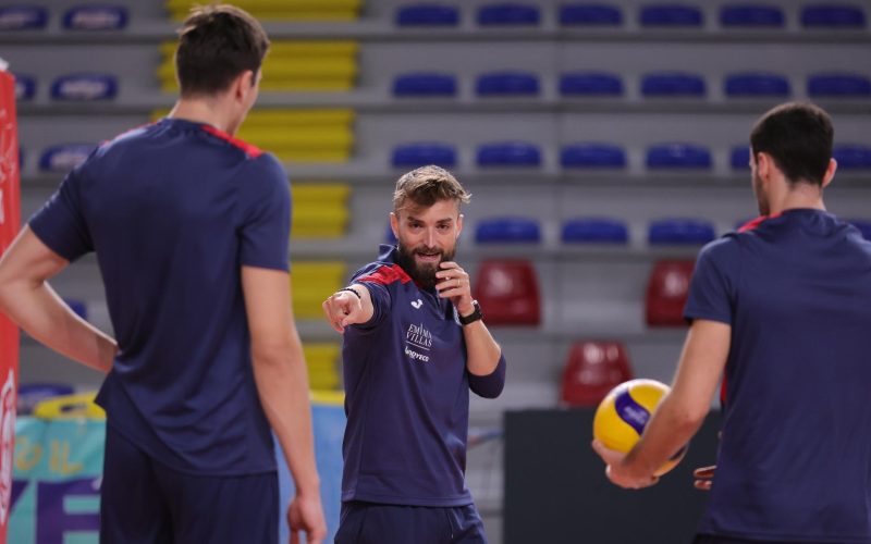 Emma Villas, domenica sfida al PalaParenti contro Catania