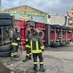 Tir ribaltato a Palermo, due feriti in via Messina Marine